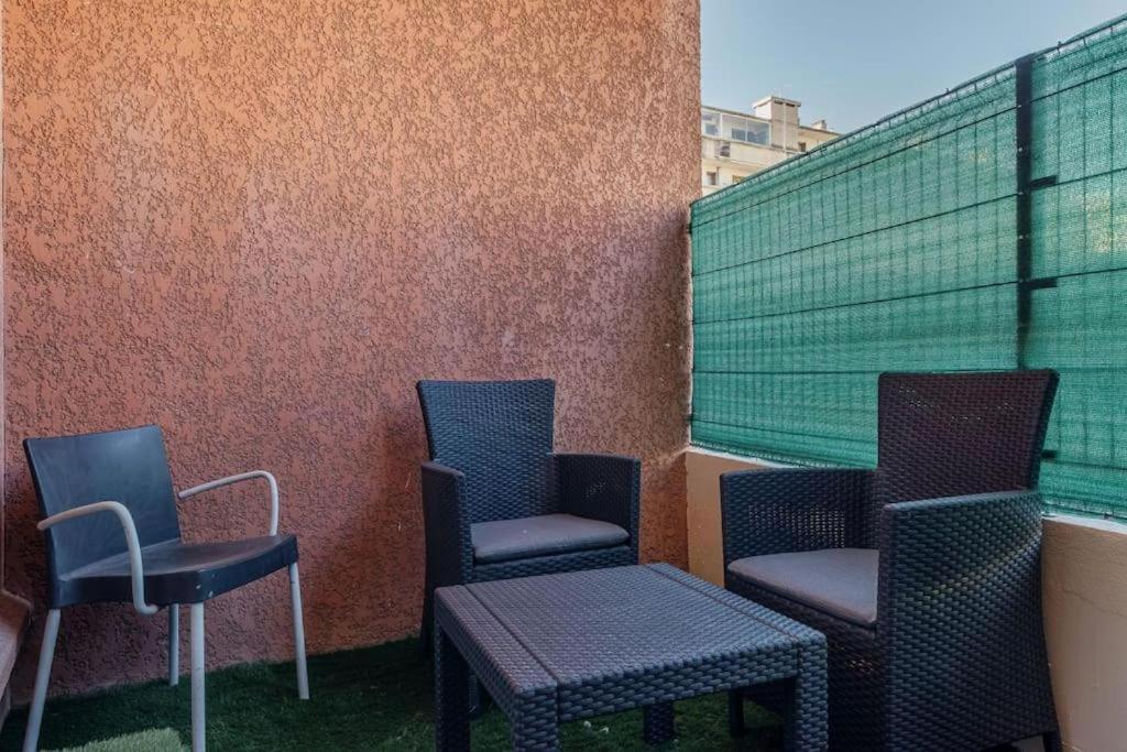 Appartement Climatise Avec Terrasse Tout Equipe A 5Min De La Gare St Charles Marseille Eksteriør billede