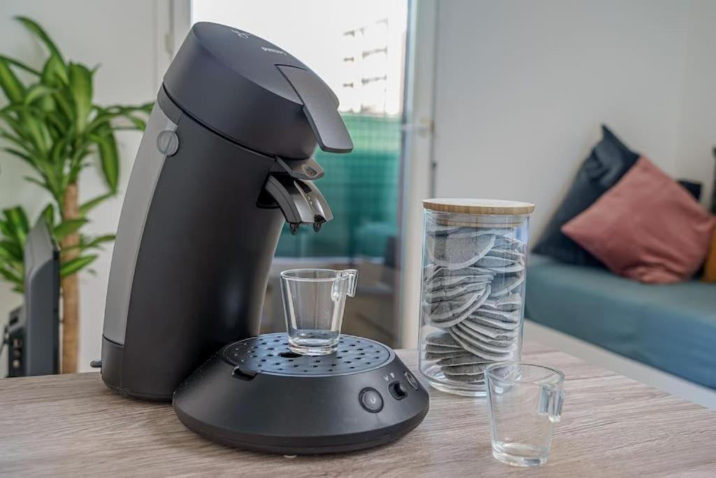 Appartement Climatise Avec Terrasse Tout Equipe A 5Min De La Gare St Charles Marseille Eksteriør billede